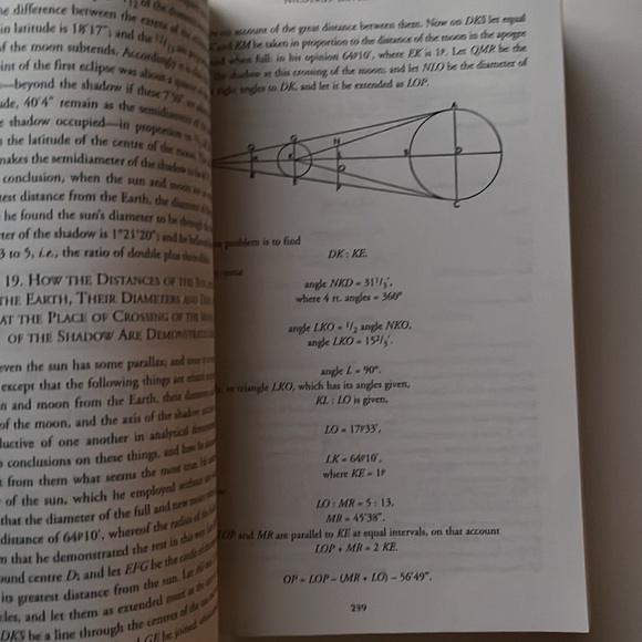 ON THE SHOULDERS OF GIANTS  EDITED WITHH COMMENTARY BY STEPHEN HAWKING - Picture 5 of 12
